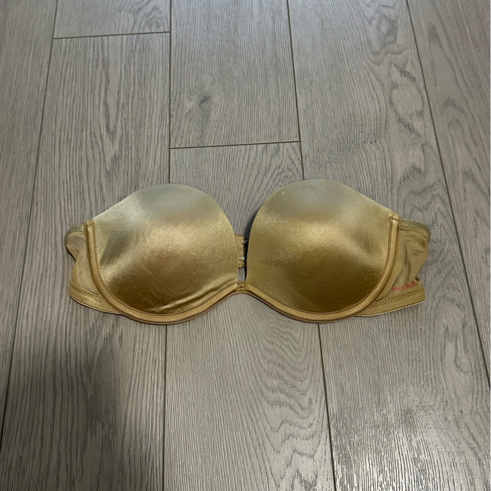 STRAPLESS BRA